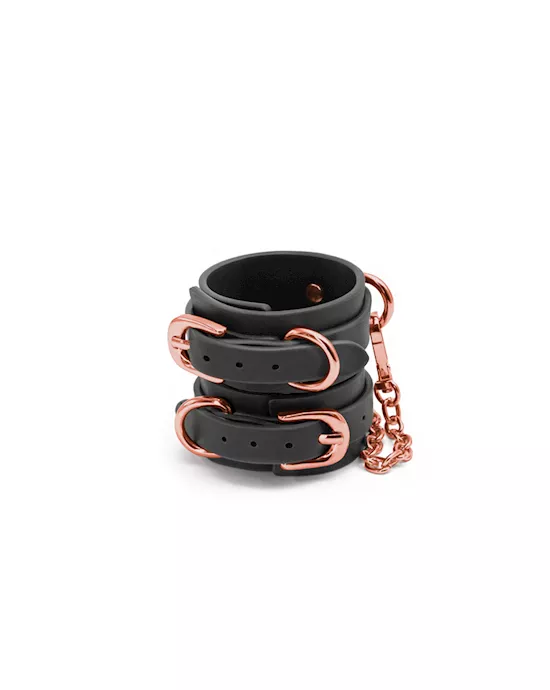 BondageCouture-WristCuffs