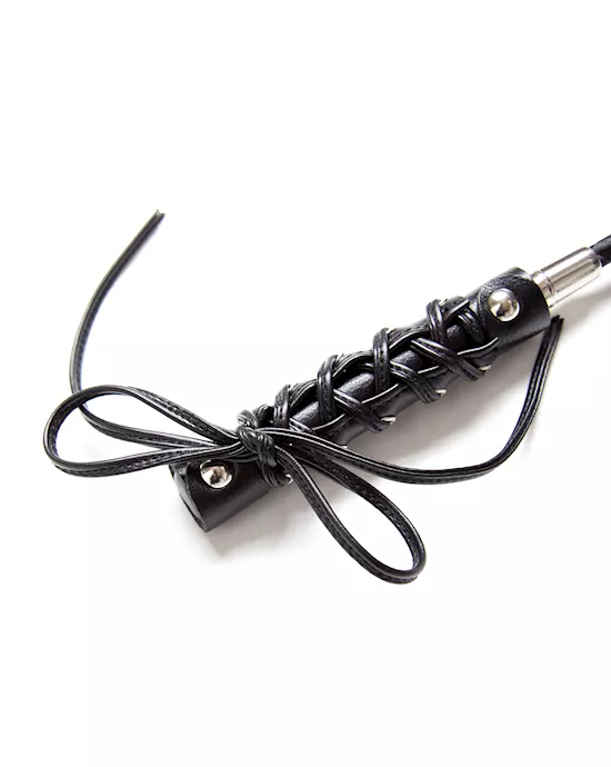 Braided handle crop